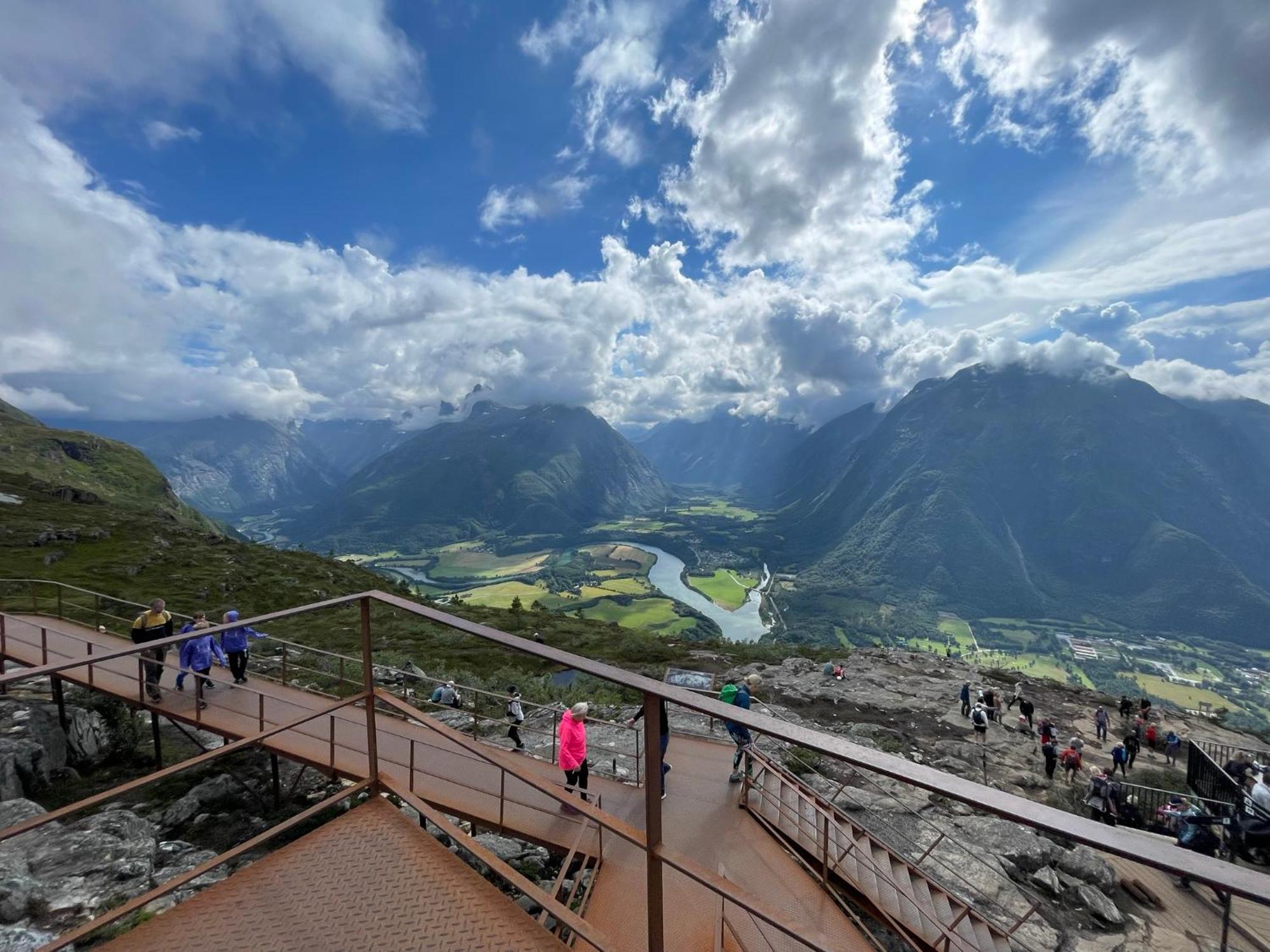 Bakkebo Trollstigen Apartment Andalsnes Ngoại thất bức ảnh